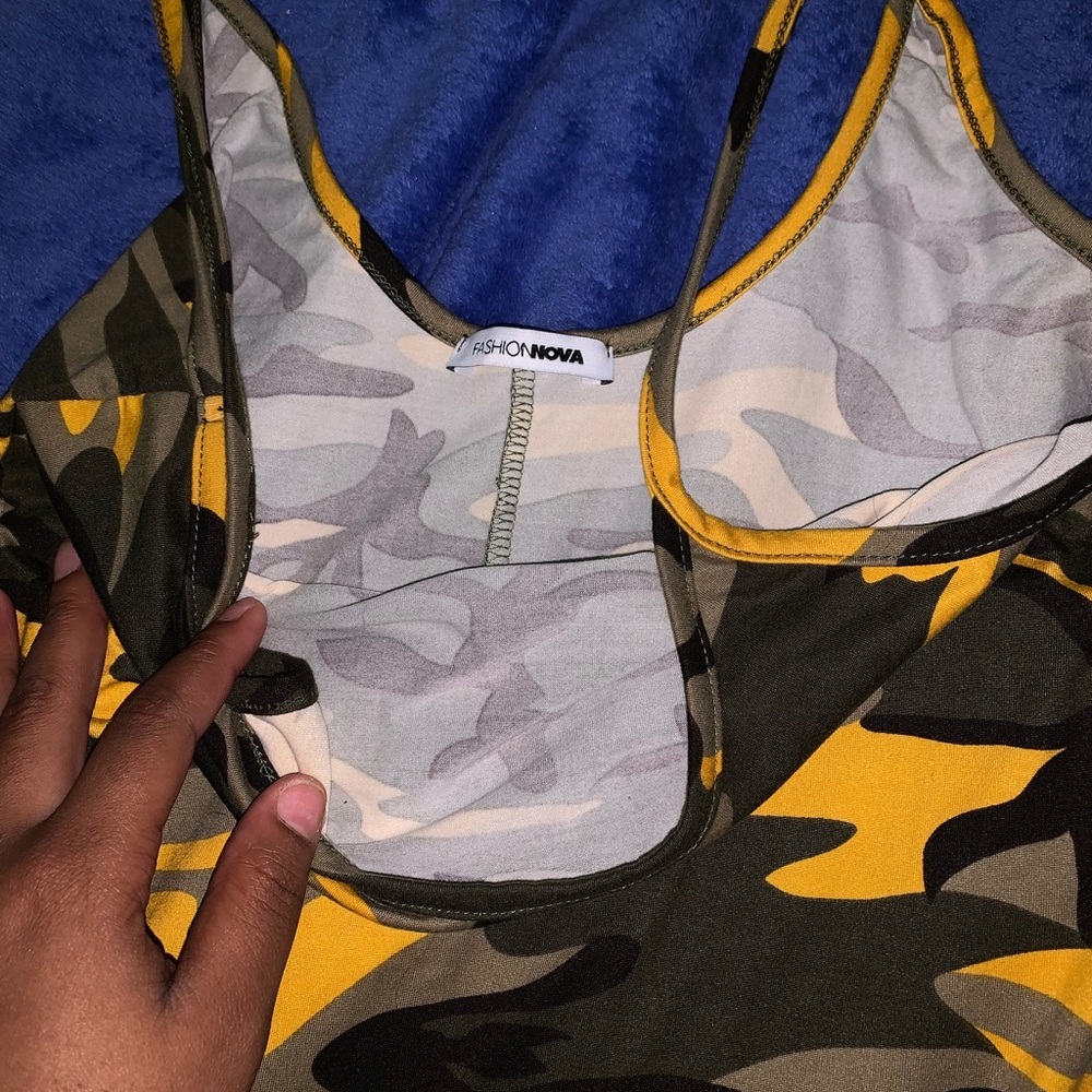 Fitted romper - Picture 2 of 2